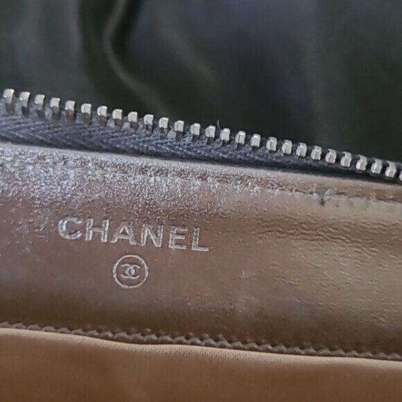 Authentic CHANEL Long Zippy Wallet - Picture 6 of 16